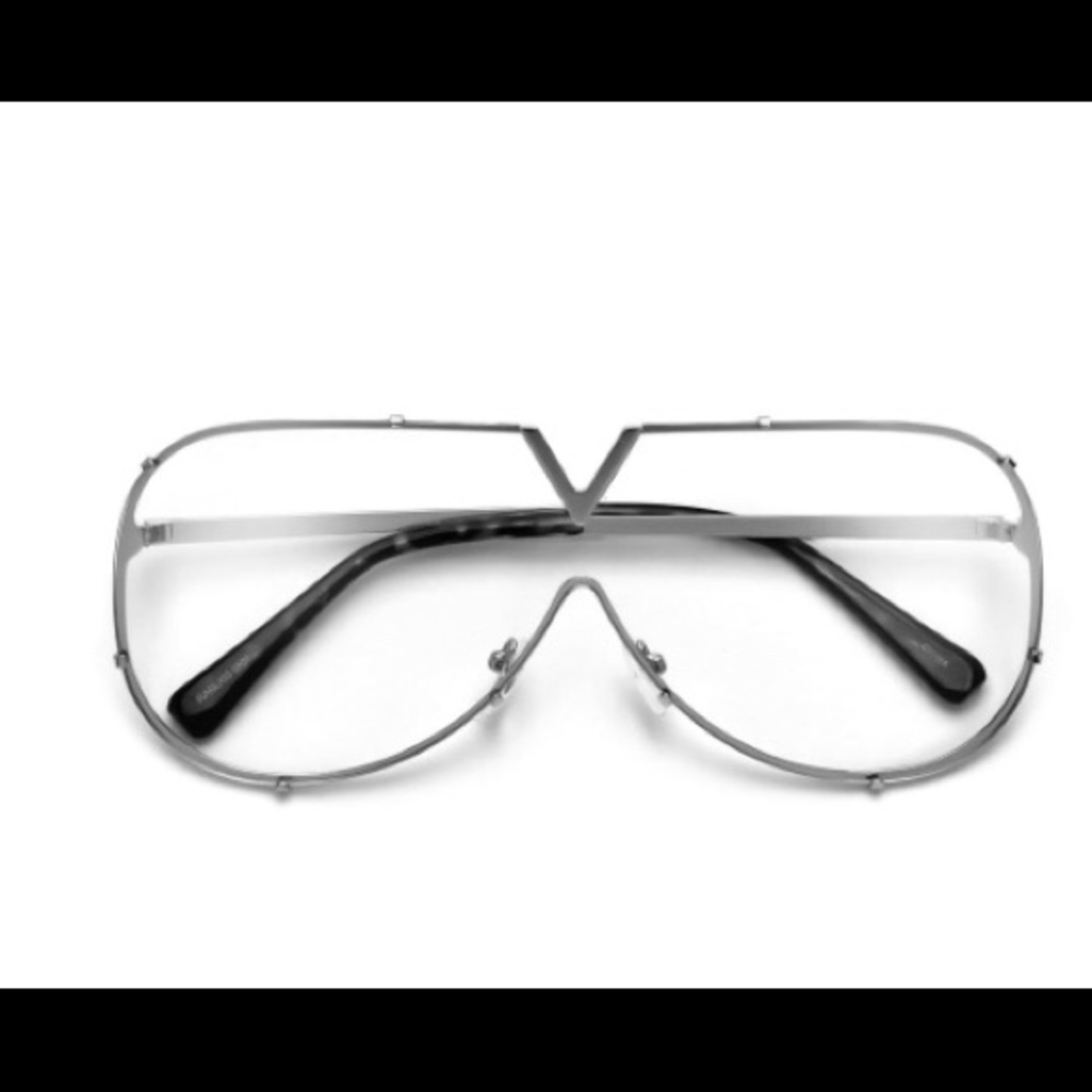IVCOLLECTIION SUNGLASSES
